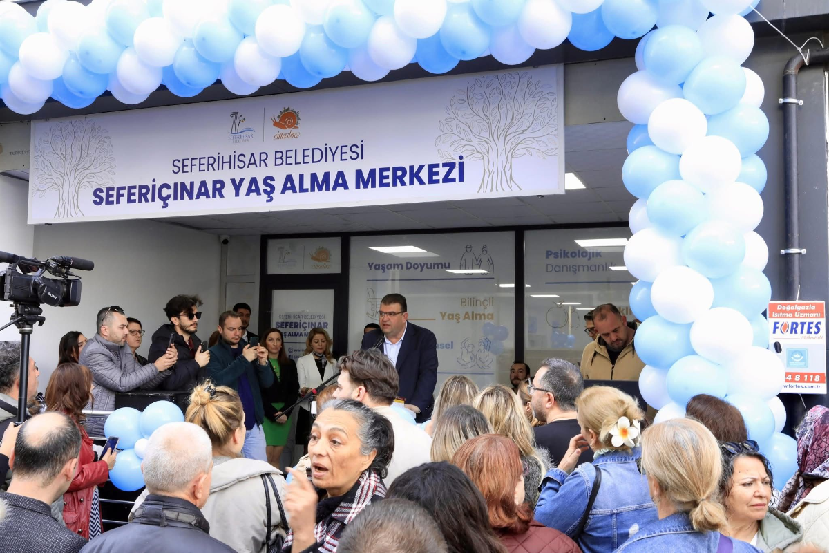 Seferihisar’da "Yaş Alma Merkezi” hizmete açıldı